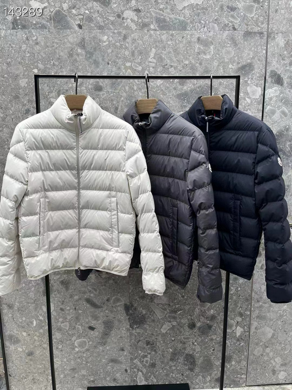 Moncler sz1-5 26yr257